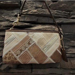 COACH Gold Tan Signature Patchwork Wristlet EUC